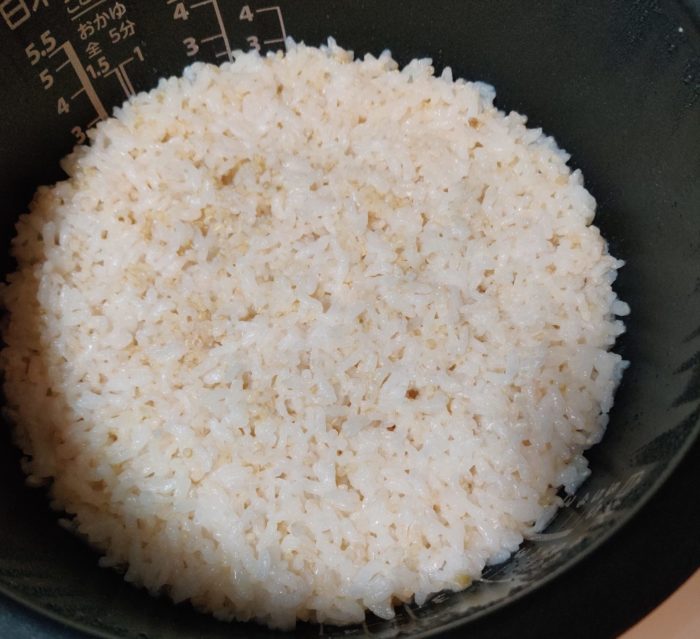 キヌア混ぜ白米 炊きあがり